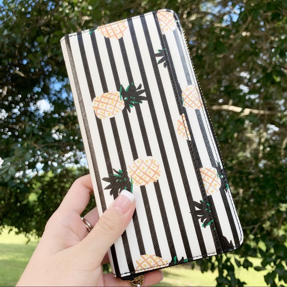 Kate spade zip around wallet pineapple - Picture 2 of 4